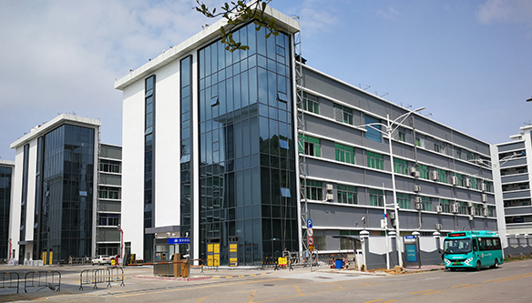 九湖镇智慧园区幕墙维修